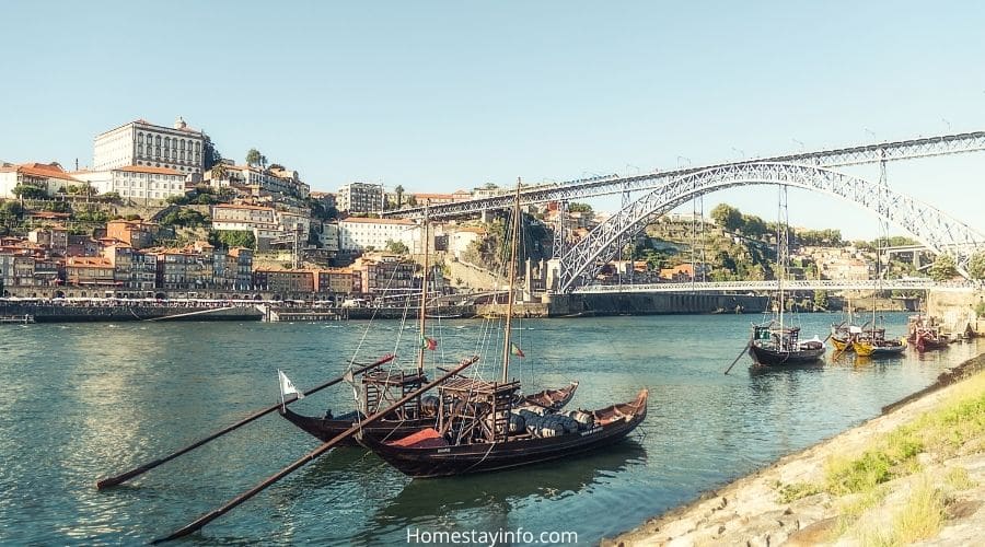BEST HOMESTAYS IN PORTUGAL