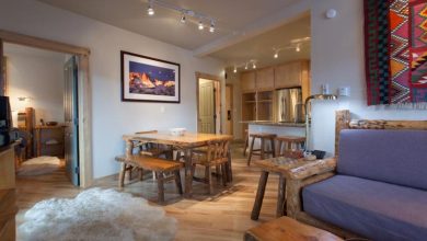 Best Places to Stay in Mammoth Lakes (CA)